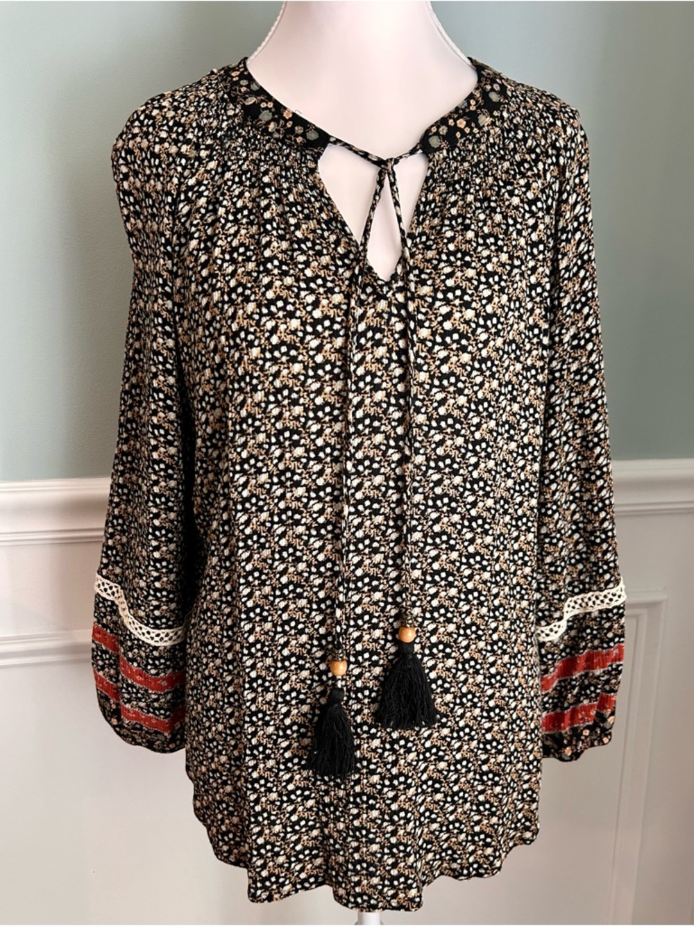 Mason & Belle Black Floral Tassel Tie Peasant Blouse Size M